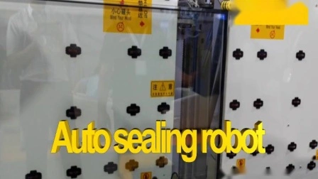 Robot per la sigillatura automatica delle vetrate isolanti con doppi vetri con due sistemi di dosaggio Detek