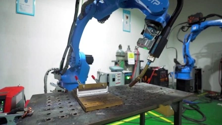 Automazione robotizzata per saldatura MIG industriale Crobotp 1400mm