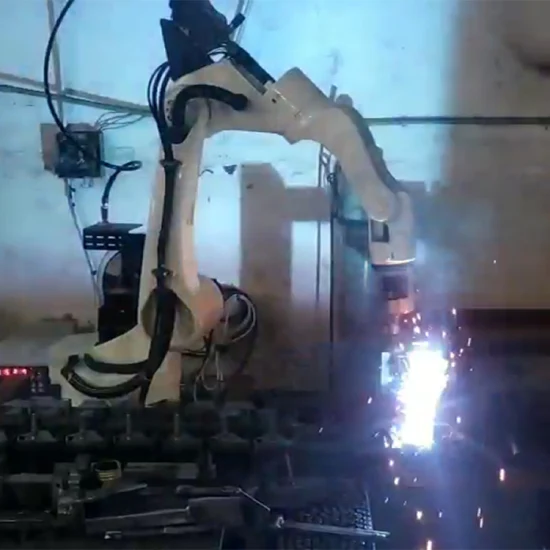 Robot per saldatura laser industriale per auto a punto ad arco TIG al plasma di alluminio per tubi di saldatura automatica